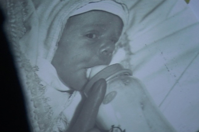 Novorođenog Alena majka nije htjela podojiti kada ga je rodila nakon silovanja. (Foto: CIN)