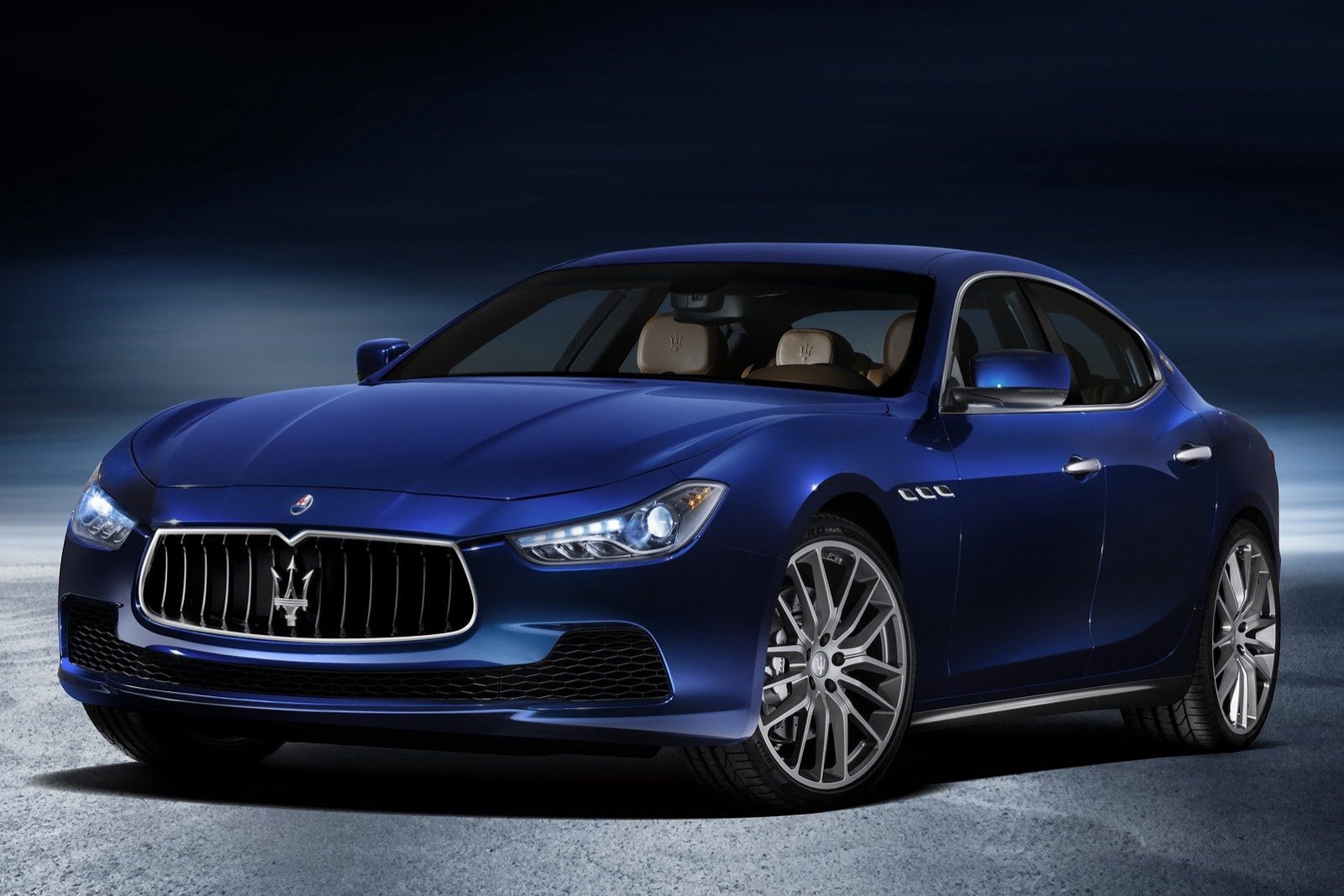 2014-Maserati-Ghibli-90[2]