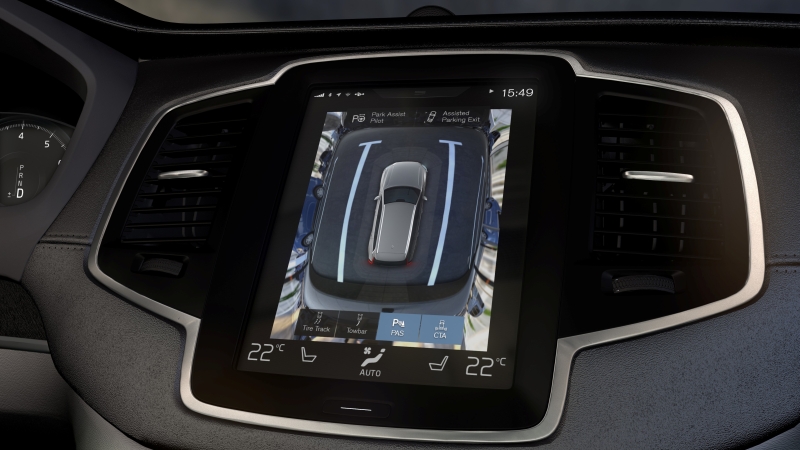 Potpuno novi Volvo XC90 - inovativna IntelliSafe rjesenja      olaksavaju parkiranje 2