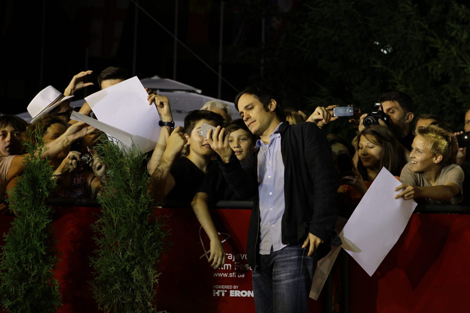 Sarajevo Film Festival: Brojne poznate ličnosti prošetale crvenim tepihom