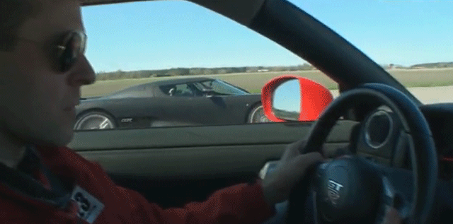 Video: Koenigsegg CCR Evo vs Nissan GT-R P800, Life.ba
