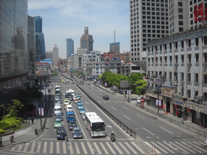 Kina: Za 10 godina 200 miliona vozila, Life.ba