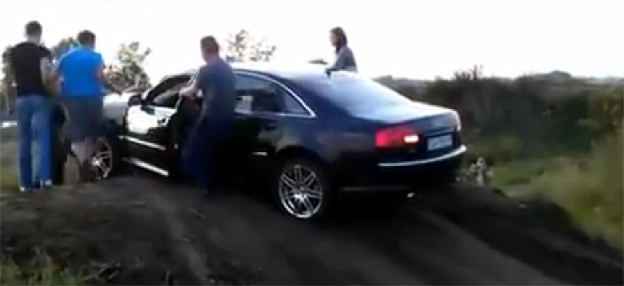 Audi A8, kad ga se Rusi dokopaju #video, Life.ba