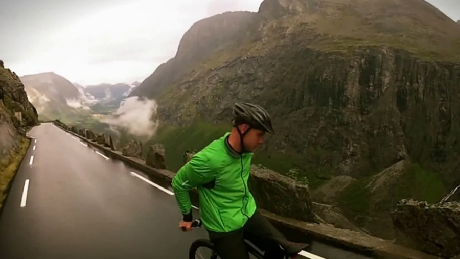 Biciklom unazad i do 80 km/h #video, Life.ba