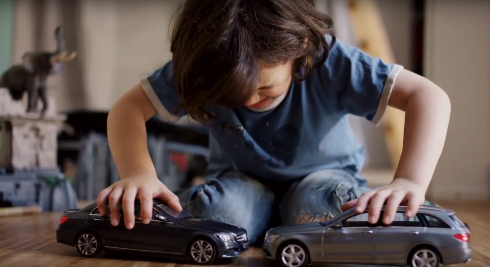 Neuništive igračke autići: Djeca ih mrze &#8211; pogledajte njihove reakcije [video], Life.ba