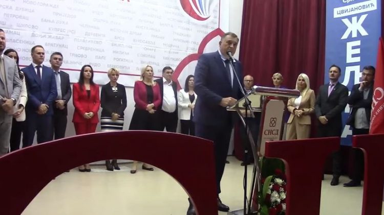 Kako Milorad Dodik izvlači pare od Vučića?, Life.ba