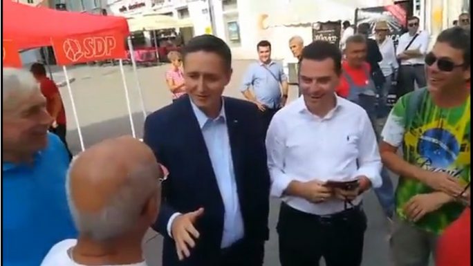 (VIDEO) Isplivao video Denisa Bećirovića kako &#8220;priča&#8221; engleski jezik, Life.ba