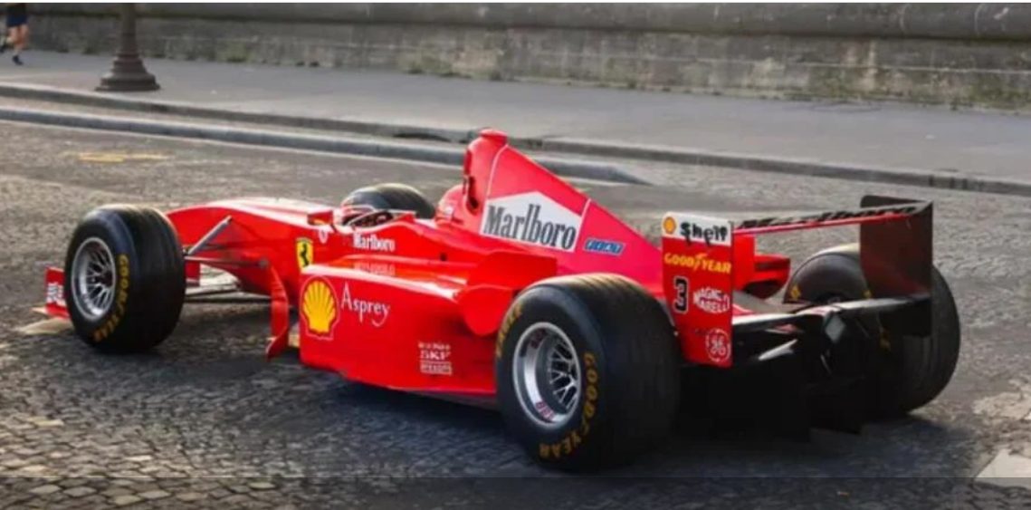 Schumacherov Ferrari F300 narednog mjeseca na aukciji, Life.ba
