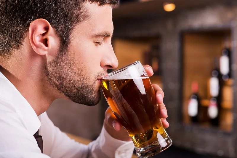 ŠOK! Nova istraživanja pokazuju da muškarci mlađi od 40 godina ne bi trebali piti više od čaše piva dnevno!, Life.ba