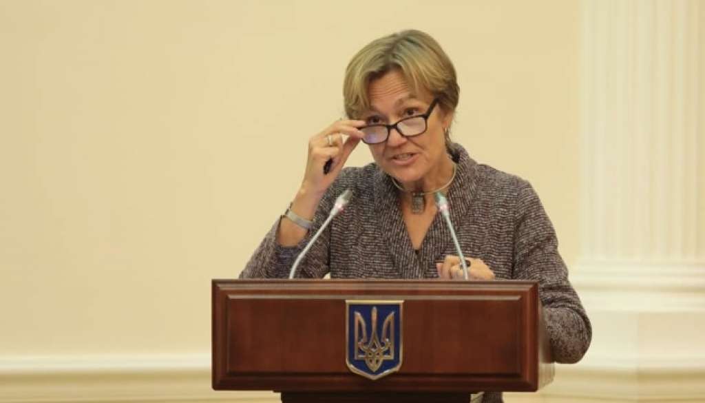 Ambasadorica Feldhusen: Njemačka će poslati teško naoružanje u Ukrajinu, Life.ba
