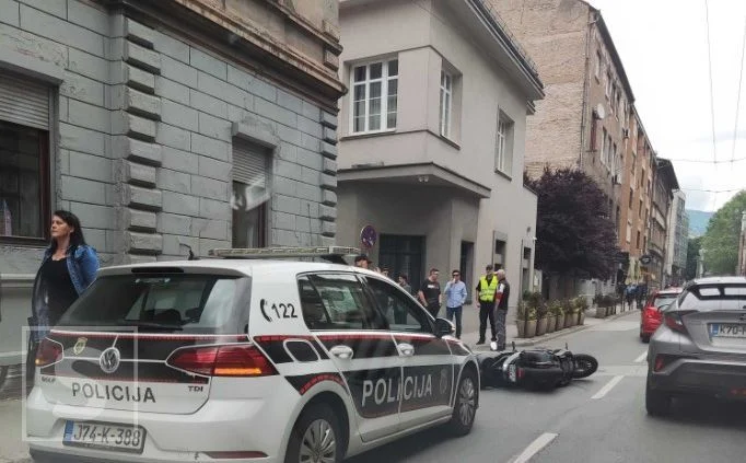 Detalji teške nesreće u Sarajevu: Sudar Porschea i motocikla, Life.ba