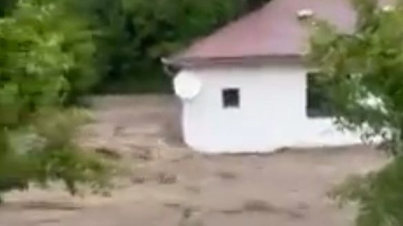 (VIDEO) Poplavljene kuće kod Teslića, Life.ba